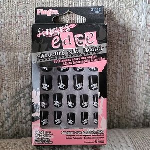⚡3/$20⚡*NEW* FINGRS EDGE Black Press On Nails + Skull & Crossbones 24 Pack
